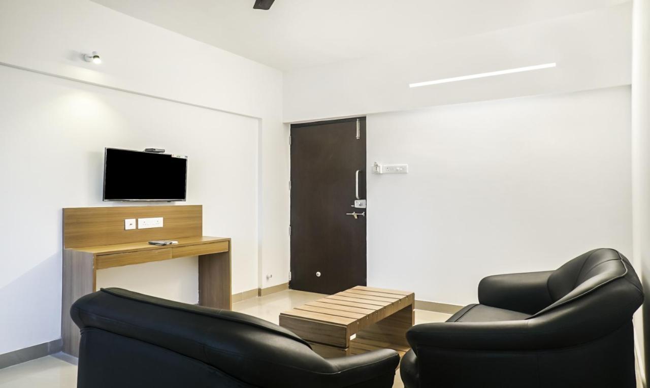 Treebo Luxe Suite, Shivaji Nagar Pune Ngoại thất bức ảnh