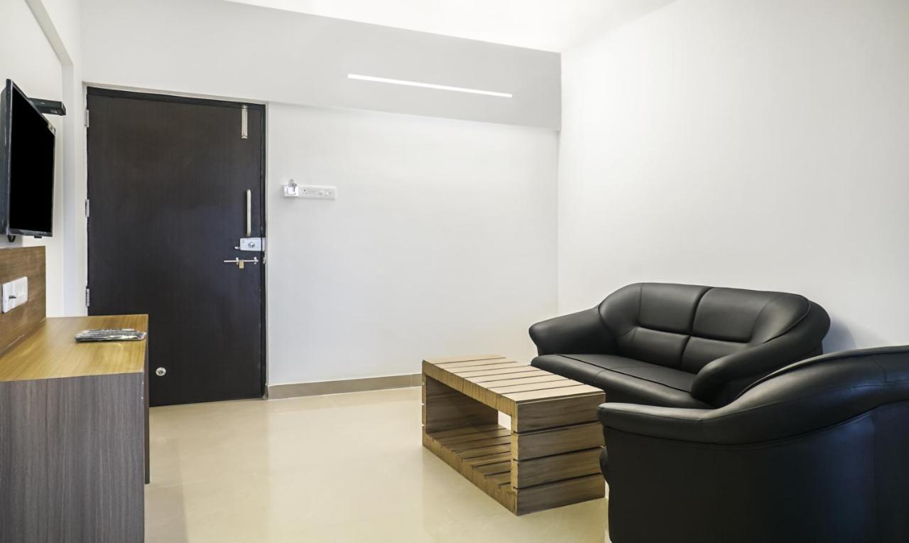 Treebo Luxe Suite, Shivaji Nagar Pune Ngoại thất bức ảnh
