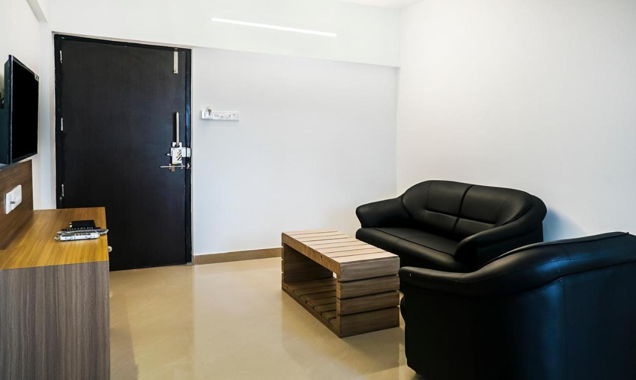 Treebo Luxe Suite, Shivaji Nagar Pune Ngoại thất bức ảnh